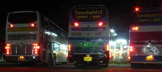 Fake and real VIP buses in thailand