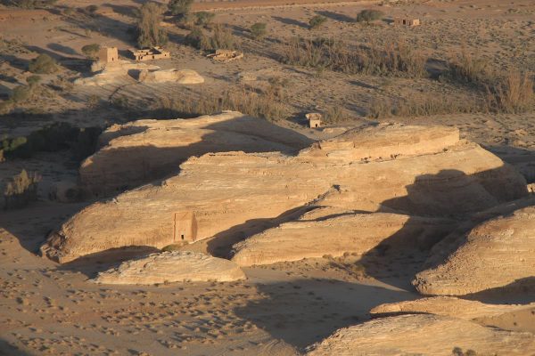 Hegra tombs