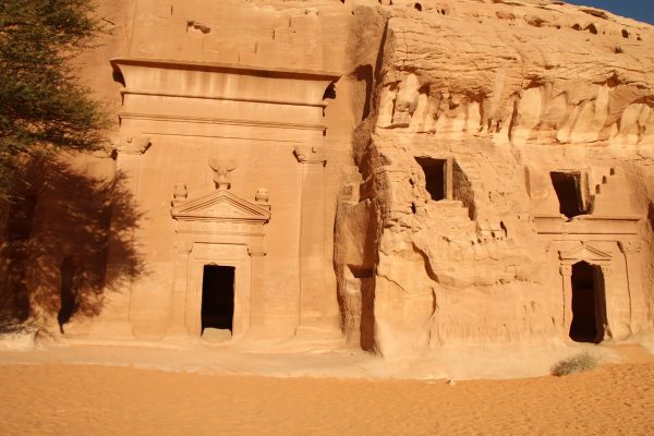 Hegra tombs
